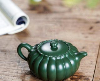 《菊蕾》 《菊蕾》