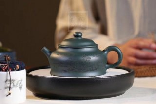 《厚德》 《厚德》