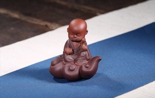 《沉思和尚》宜興民間藝人手工紫砂壺茶壺茶具紫泥 《沉思和尚》宜興民間藝人手工紫砂壺茶壺茶具紫泥