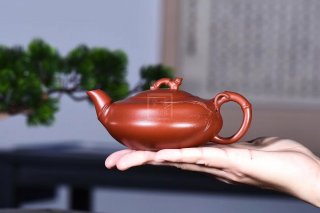《竹節慕古》宜興紫砂壺實力派名家手工大紅袍創新創新茶壺茶具 《竹節慕古》宜興紫砂壺實力派名家手工大紅袍創新創新茶壺茶具