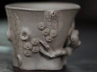 《松樁杯》宜興名家實力派名家手工紫砂壺正品茶壺茶具段泥 《松樁杯》宜興名家實力派名家手工紫砂壺正品茶壺茶具段泥