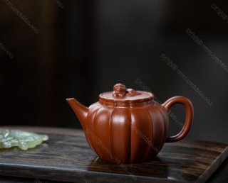 筋紋獅球 筋紋獅球